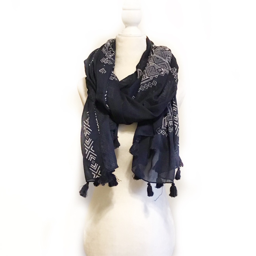 Kitara New York-Boho Tribal Print Blanket Scarf